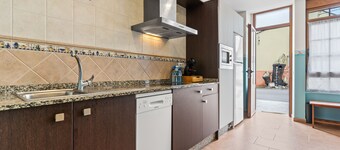 Apartment 'Cetareas 2 - Duplex' with Private Garden and Wi-Fi