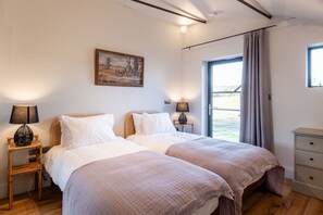 6 Schlafzimmer, Bügeleisen/Bügelbrett, WLAN, Bettwäsche