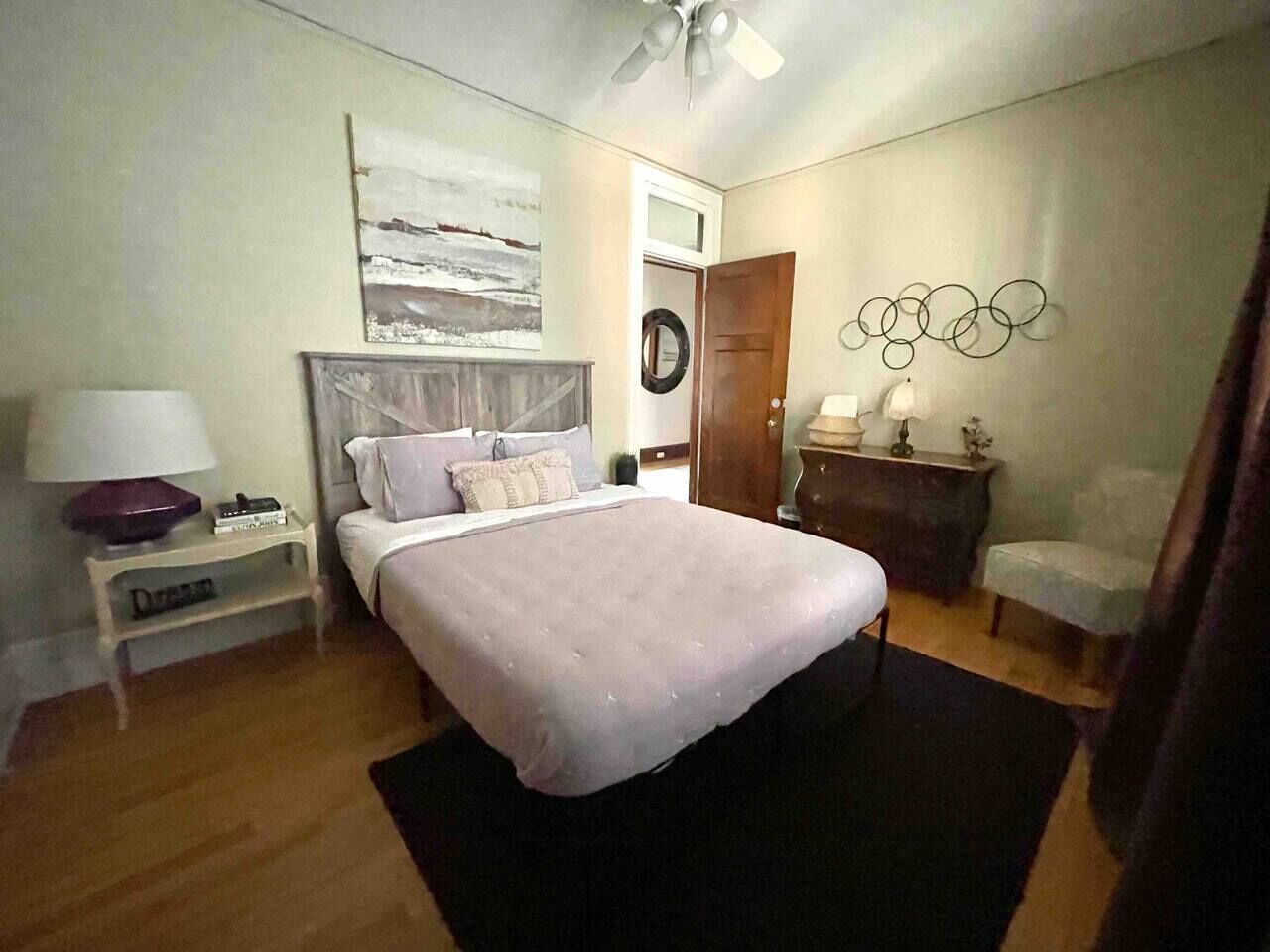 3 bedrooms, iron/ironing board, travel crib, WiFi