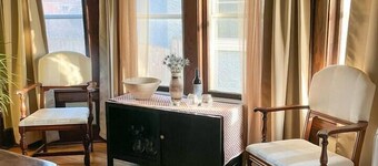 Peaceful East Side-2 min UWM-Dining-Coffee-Parking