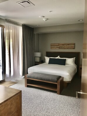 3 soverom, strykejern/-brett, wi-fi og sengetøy