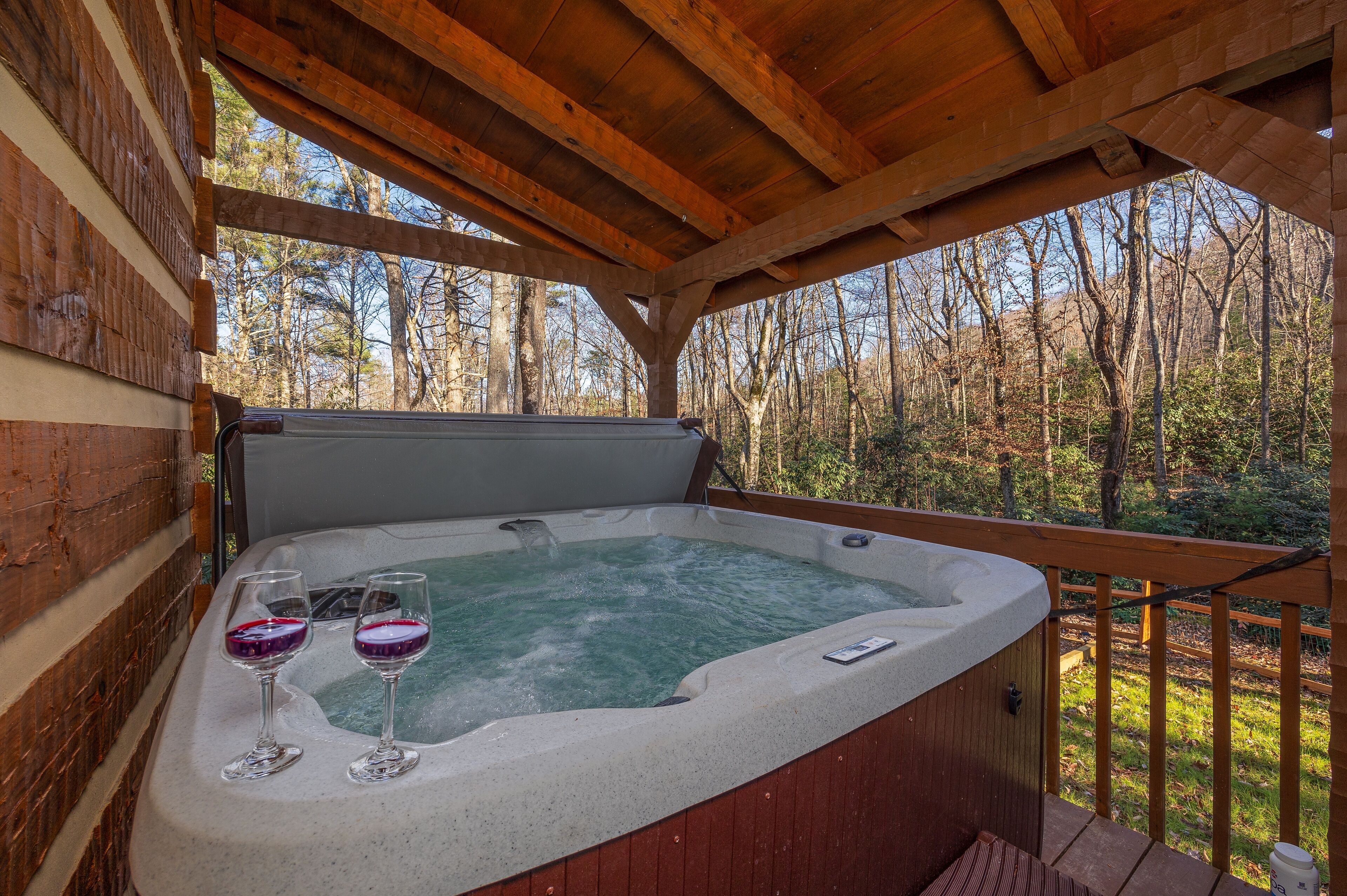 Cabin, 2 Bedrooms | Property grounds