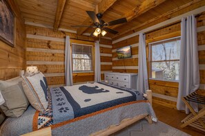 Cabin, 2 Bedrooms - Hidden Hideaway 2 Bedroom Cabin by RedAwning (Cosby)