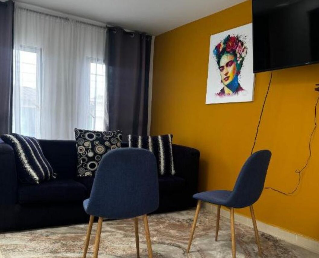 スマートテレビ、PC モニター