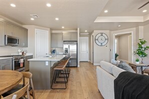 Private kitchen - Crown Point 4 Bedroom Home (Washington)