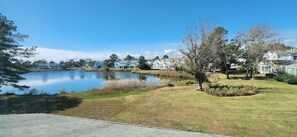 Property grounds - Cozy Lake-House Movie Theater min to the OC (Selbyville)