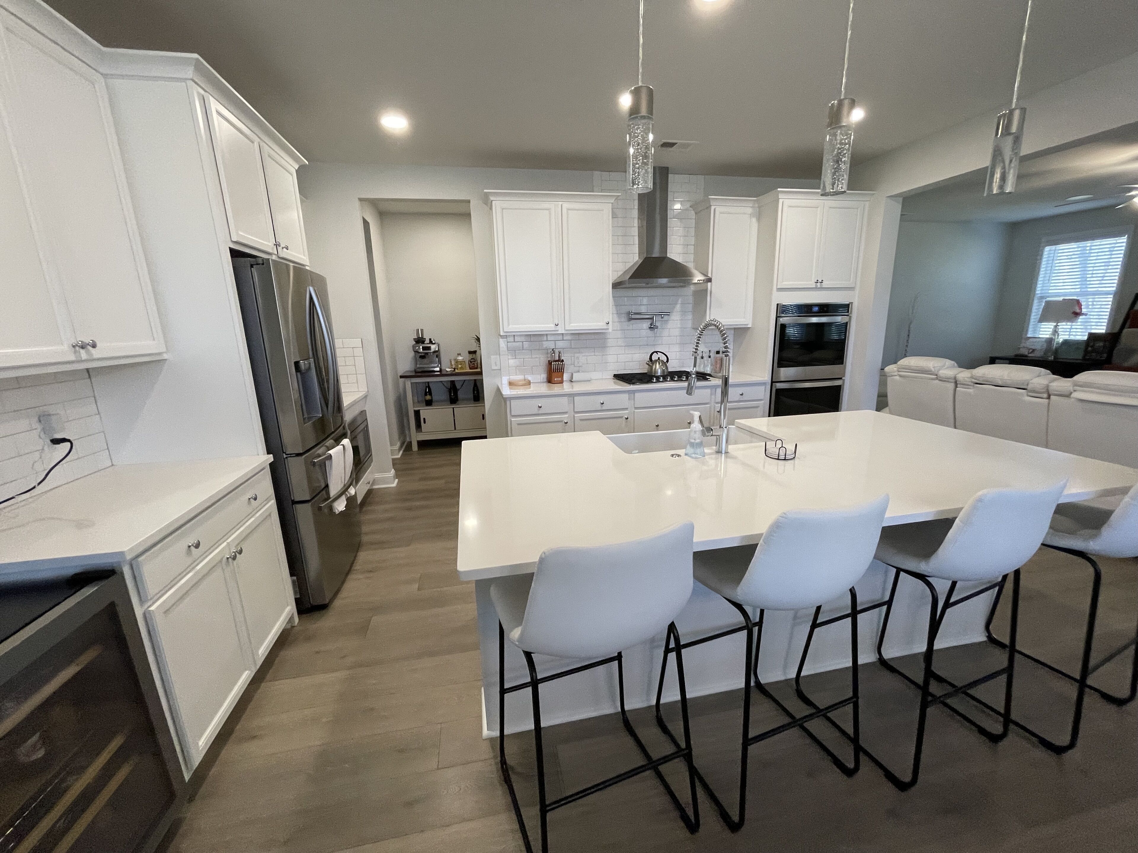 Terrific 4-bedroom house in Summerville close to beaches 