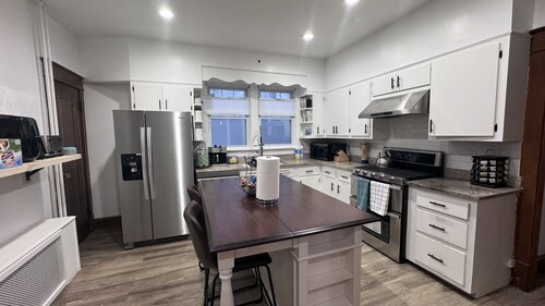 Modern and Cozy Pine Hills Home from Early 1900s