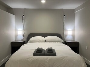 3 soverom, strykejern/-brett, reiseseng for barn og wi-fi (inkludert)