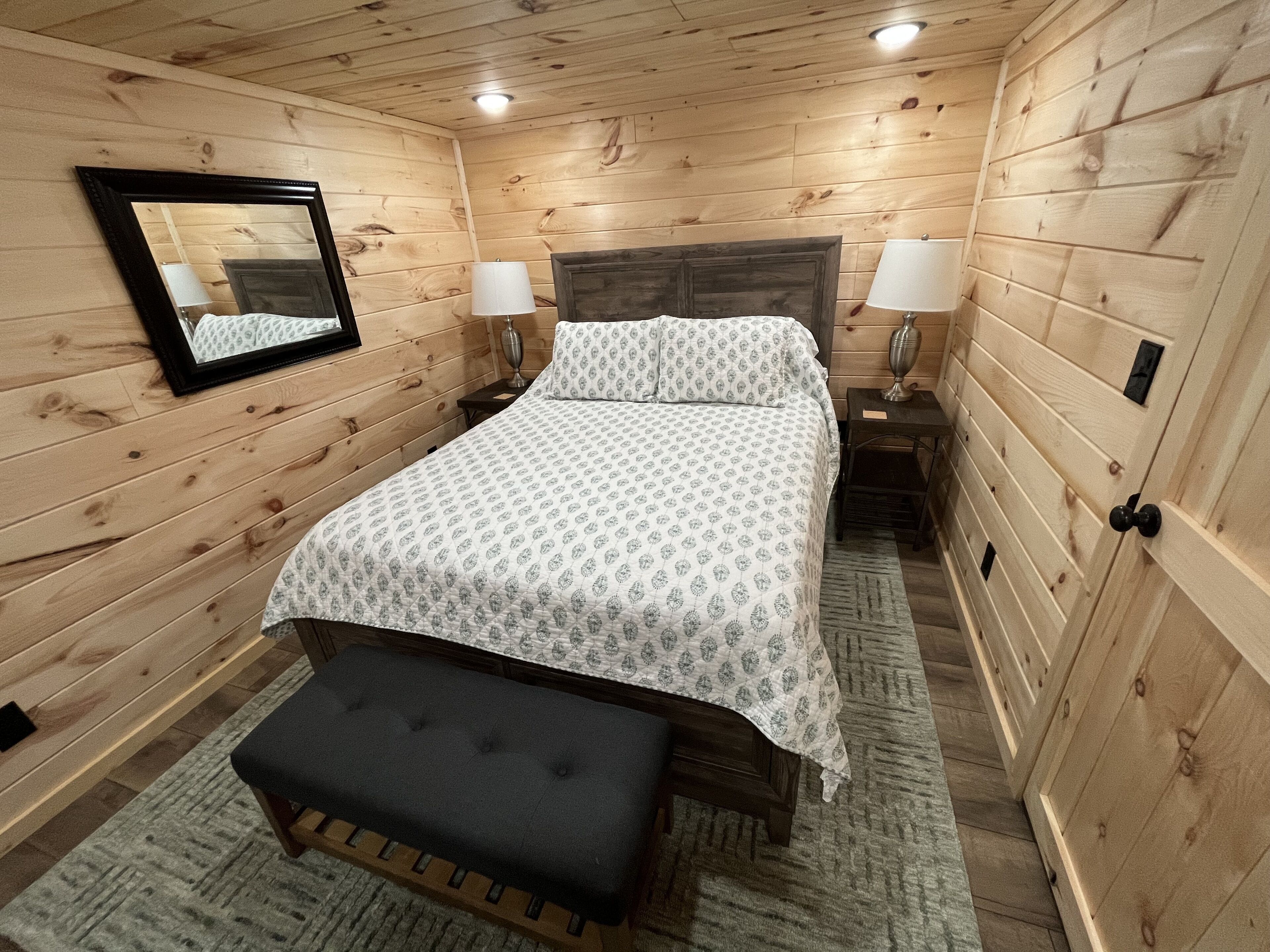 2 chambres, fer et planche à repasser, Wi-Fi gratuit, draps fournis