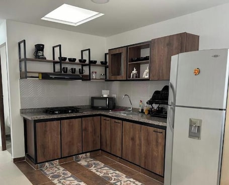 Gallery Apartment | Private kitchen | Full-size fridge, microwave, coffee/tea maker, rice cooker