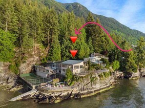 Exterior - Paradise!! (West Vancouver)