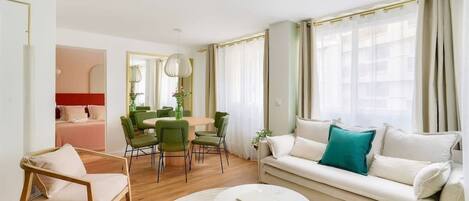 Televisión y oficina