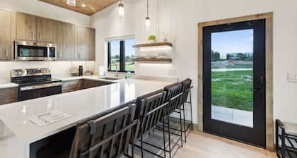 Mara Luxury Cabins- Pine