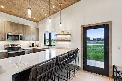 Mara Luxury Cabins- Pine