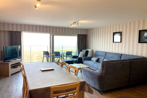 Smart TV - Apartment in Nieuwpoort by the Beach (Nieuwpoort)