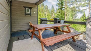 屋外ダイニングエリア