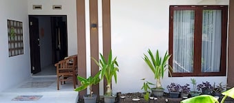LieFly Prambanan Villa