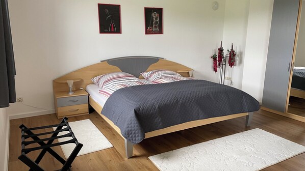 1 chambre, literie fournie