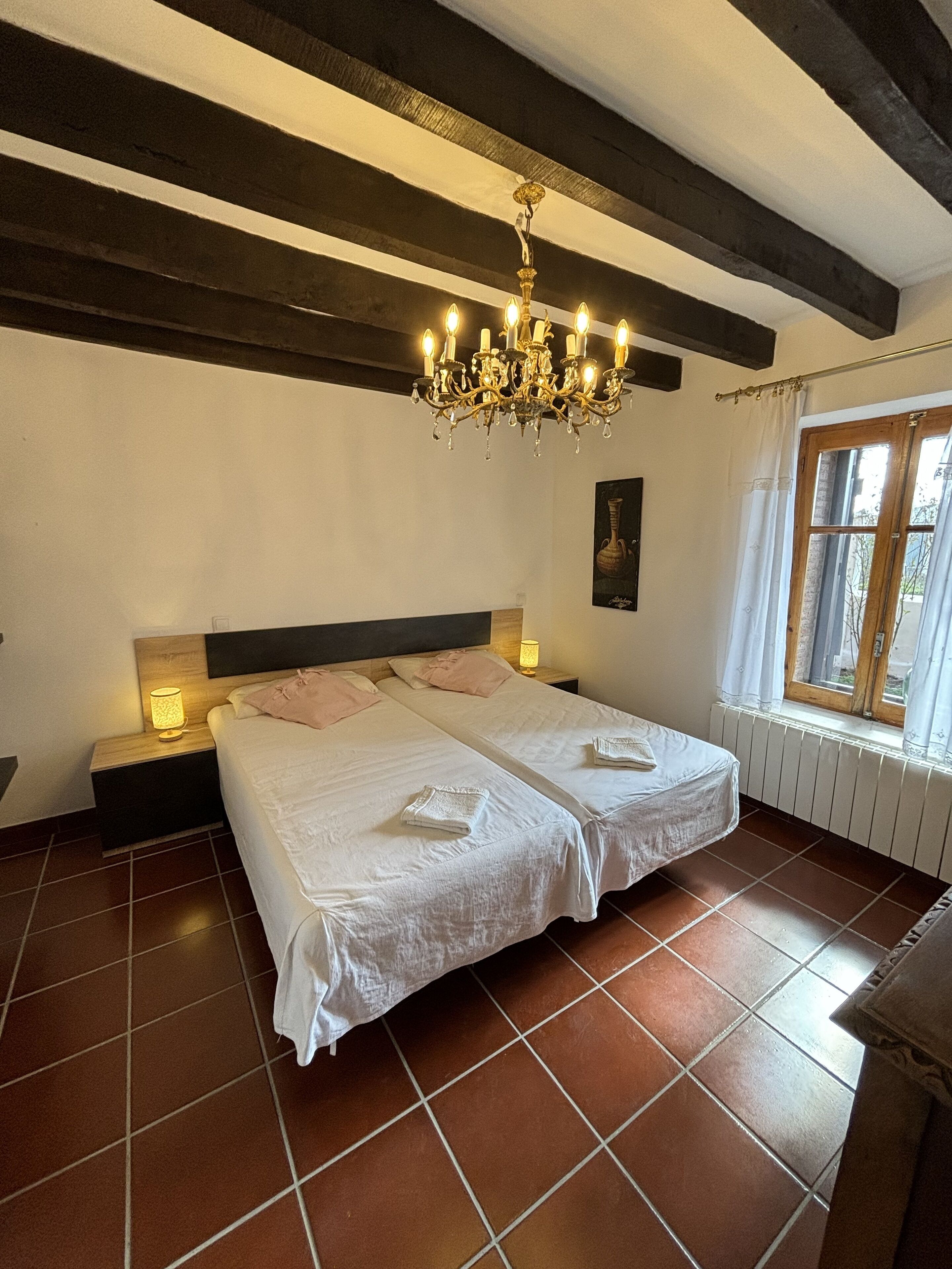 7 Schlafzimmer, Bügeleisen/Bügelbrett, Reisekinderbett, WLAN