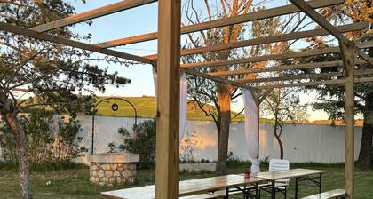 Fantastic Rural House: 300m2, 7 double rooms (up to 18 guests), Garden1100m2