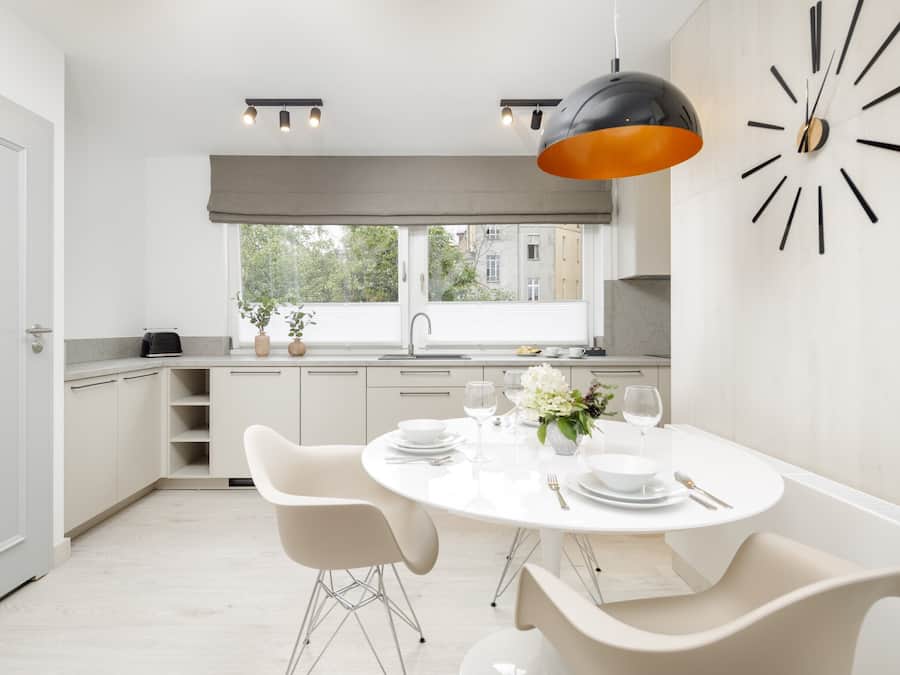 Apartamento real | Área de estar | Smart TV 50 polegadas com canais a cabo