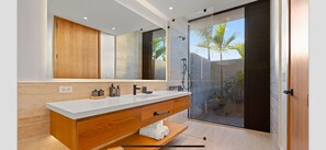 Bathroom - Srvittinivillas Flyvll/ Lux Spacious / Fam / Vacations / Casa de Campo Villas (La Romana)