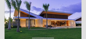 Villa, 6 Bedrooms, Accessible, Smoking | Exterior