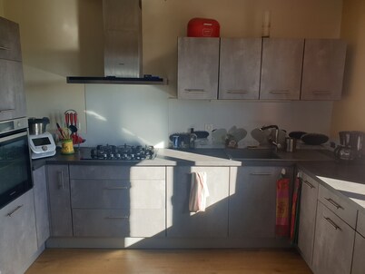 Chambre avec cuisine équipée sur demande