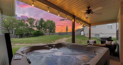 Dollys Stampede House! New, Hot tub, Gameroom