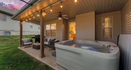 Dollys Stampede House! New, Hot tub, Gameroom