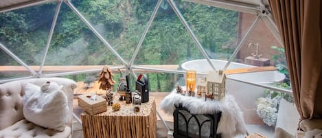 Tent, 1 Bedroom, Non Smoking, River View Classy | Room amenity