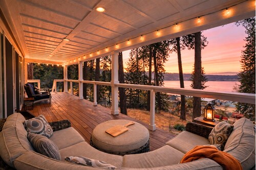 Peaceful Lake Coeur d'Alene Retreat w/ Covered Deck & Lake Access