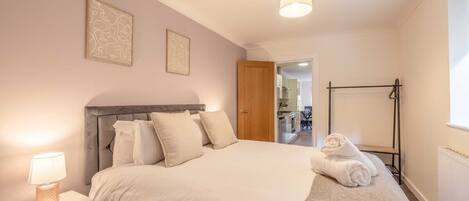 2 sovrum, strykjärn/strykbräda, wi-fi och sängkläder