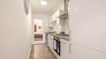 Fridge, oven, dishwasher, toaster
