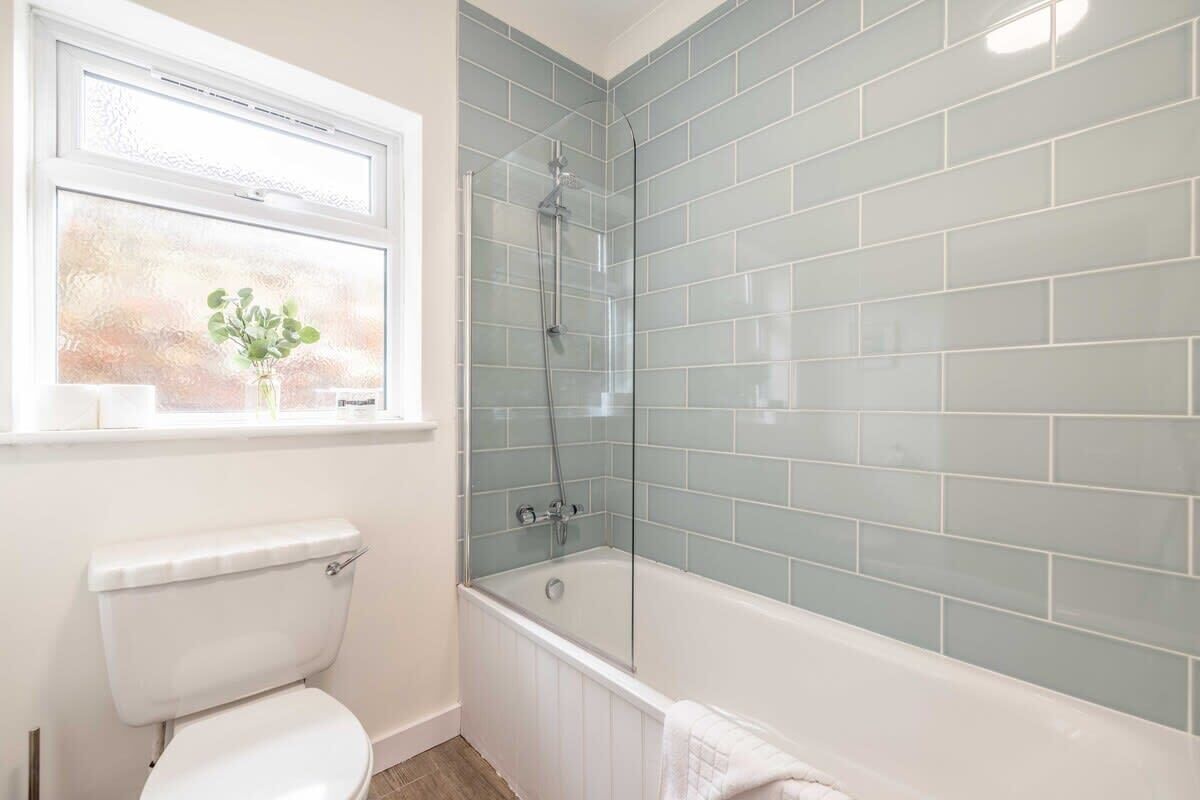 淋浴設備、風筒、提供毛巾