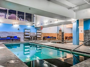 Piscine couverte