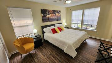 2 Schlafzimmer, Bügeleisen/Bügelbrett, WLAN, Bettwäsche