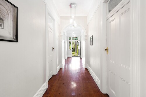 Modern Federation Retreat | North Shore Stay | Parking