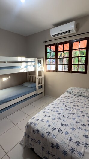 3 bedrooms, WiFi, bed sheets