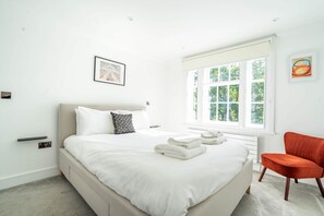 1 bedroom, iron/ironing board, Internet - Apartment 8 - Bootham House - sleeps 2 guests  in 1 bedroom (York)