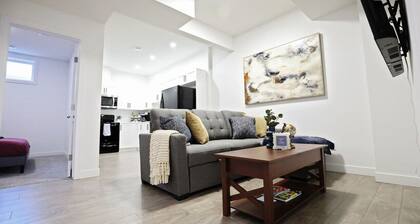 Stylish Retreat w/King Bed|Long Stays|WEM|Disney+