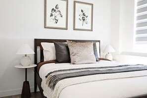 4 bedrooms, desk, iron/ironing board, travel cot