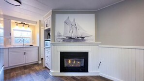 Interior - Cameron's Peaceful Pines, King Bed! (Bayfield)