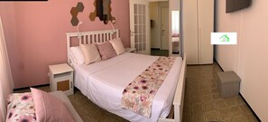 1 bedroom, in-room safe, iron/ironing board, travel cot