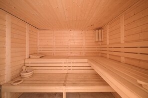 Sauna - In the Charming City of Mandelieu-la Napoule Find Tranquility and Convenience (Mandelieu-la-Napoule)