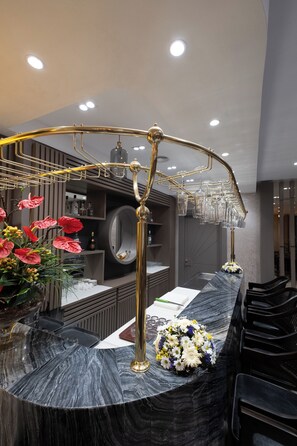 Bar (in der Unterkunft)