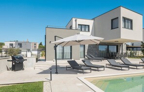 Terrace/patio - Beautiful home in Tar (Tar)