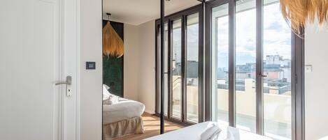 1 habitación, wifi y ropa de cama