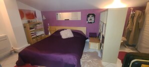 3 soverom, strykejern/-brett, reiseseng for barn og wi-fi (inkludert)